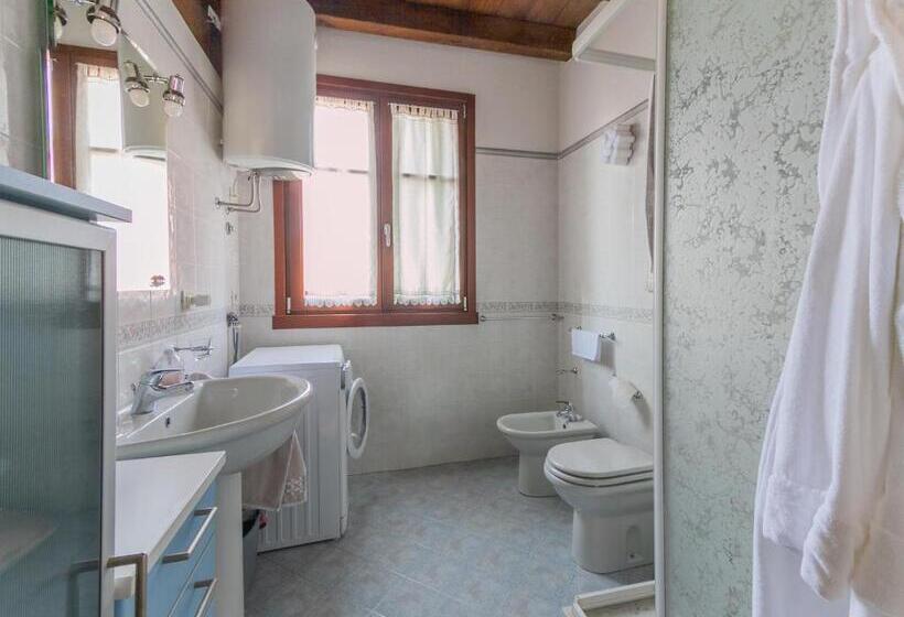 דירה בת חדר שינה 1 עם מרפסת, Lugana Resort & Sporting Club Sermana Village