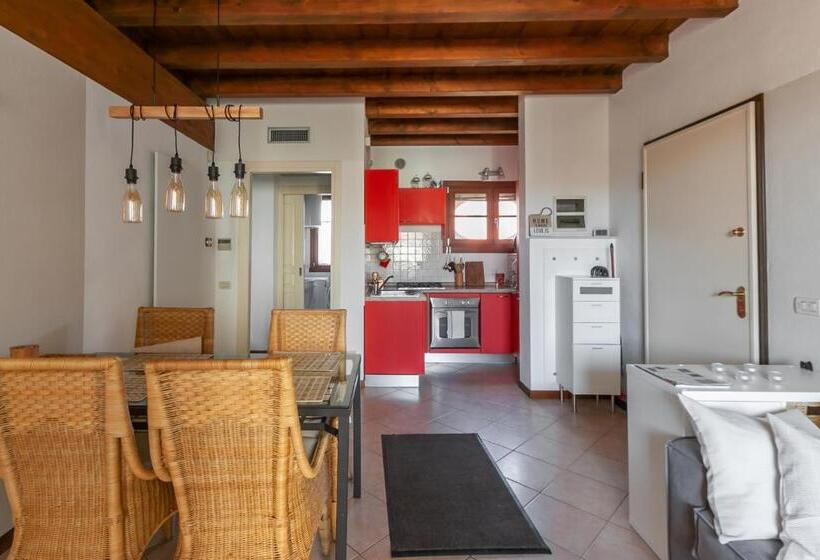 דירה בת חדר שינה 1 עם מרפסת, Lugana Resort & Sporting Club Sermana Village