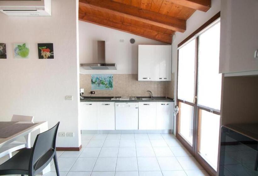 דירת חדר, Lugana Resort & Sporting Club Sermana Village