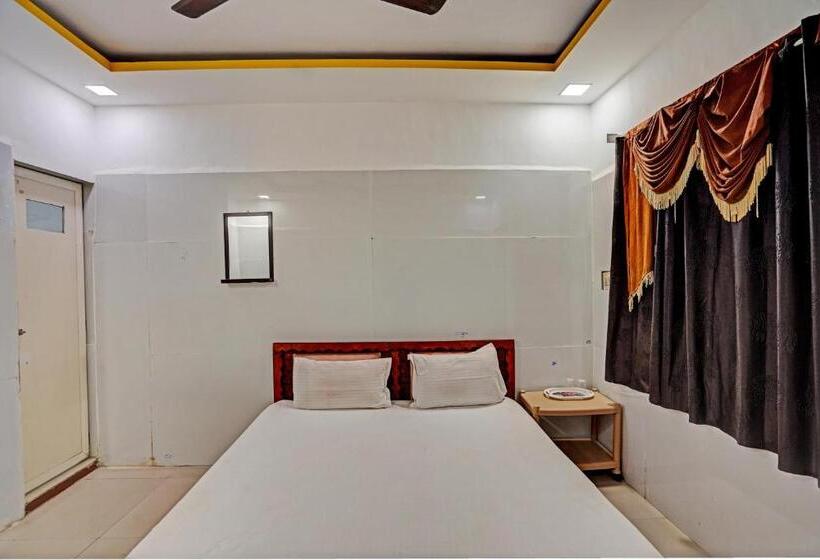Quarto Triplo Deluxe, Oyo Hotel Surya Dev