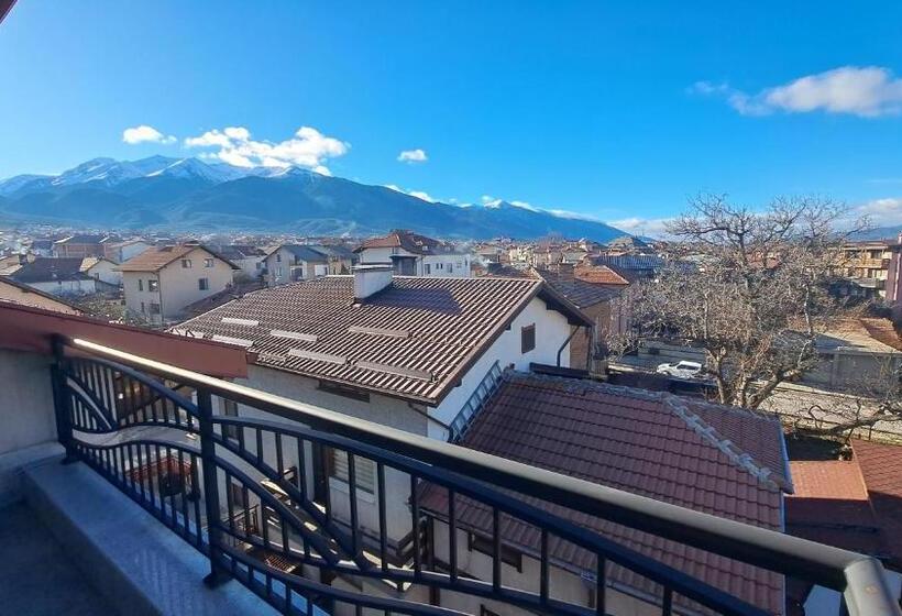 חדר סטנדרט עם טרסה, къща за гости Real