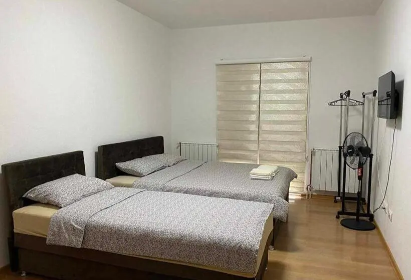 اتاق استاندارد سه نفره, Apartmani Bella