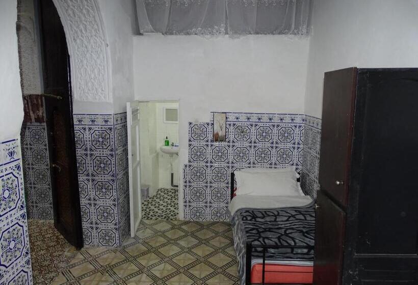 اتاق استاندارد سه نفره, Riad Amimi Fes