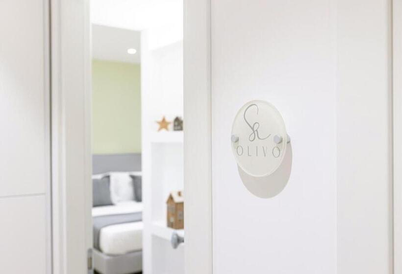 غرفة ديلوكس سرير كينج, Syrrenton Home