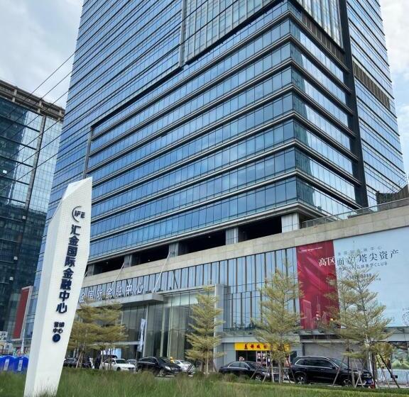 디럭스 룸, Slow Apartment