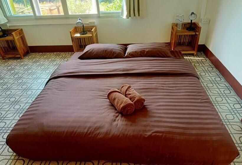 חדר סטנדרט, Gj Tour