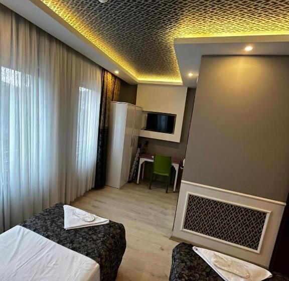 Quarto Quádruplo Deluxe, Blue Class Apart