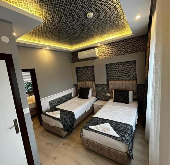 Quarto Quádruplo Deluxe, Blue Class Apart