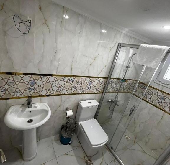 Quarto Familiar Deluxe, Blue Class Apart