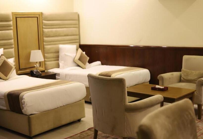 غرفة قياسية, Al Nafoura