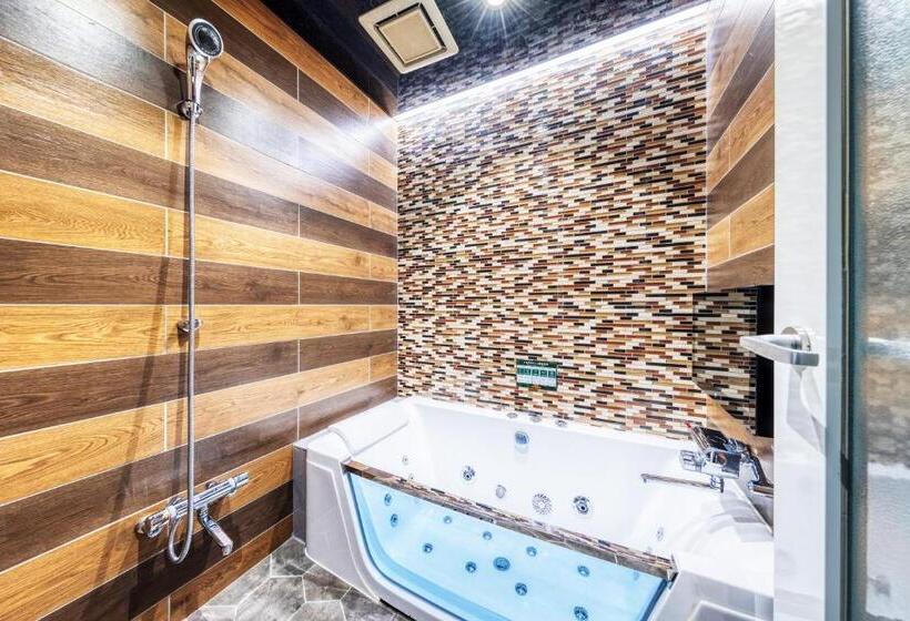 豪华房间, Artia Dinosaur Hirakata  Adult Only