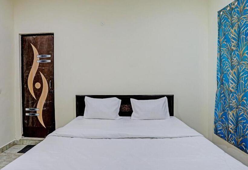 三人经典房间, Fukrey Stays