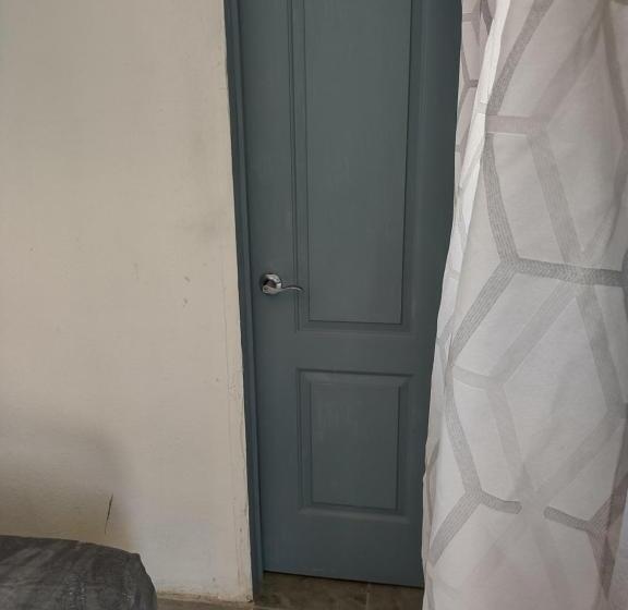 غرفة أساسية, Posada Maria