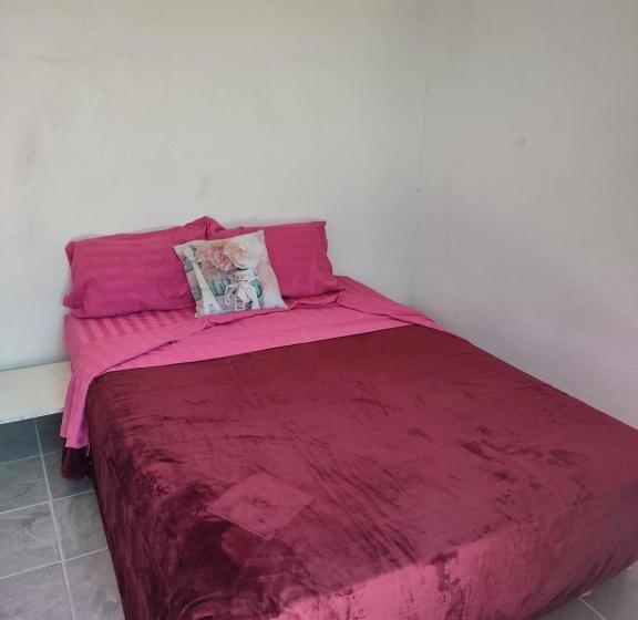 غرفة أساسية, Posada Maria