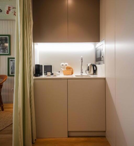 דירת חדר, Solar De Vila Meã