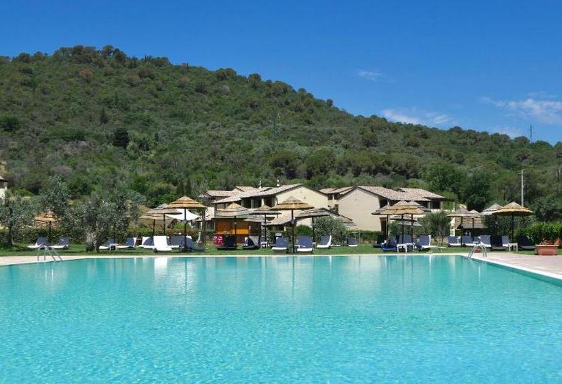 低层单卧公寓, Isa Apartments 6 Beds, Ground Floor With Private Outdoor Area, In Residence With Swimming Pool