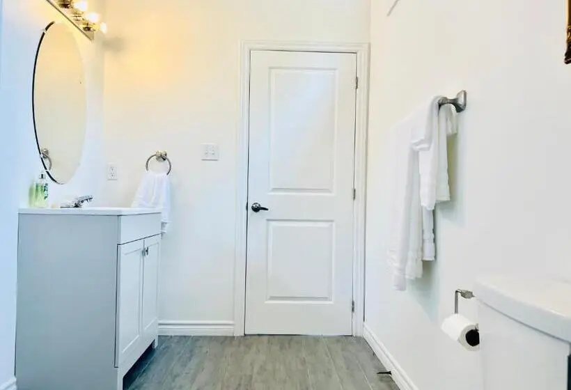 سوییت لوکس, Lavida Luxury Room #1 In London