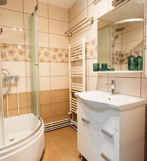 标准间, Pensiunea Hai In Maramures