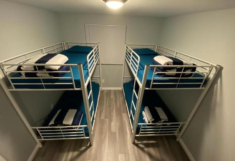 ルームシェアのワンベッド, Green Homestay Address Changed