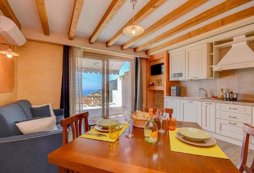 1 Bedroom Apartment Lake View, Appartamenti Castello Resort