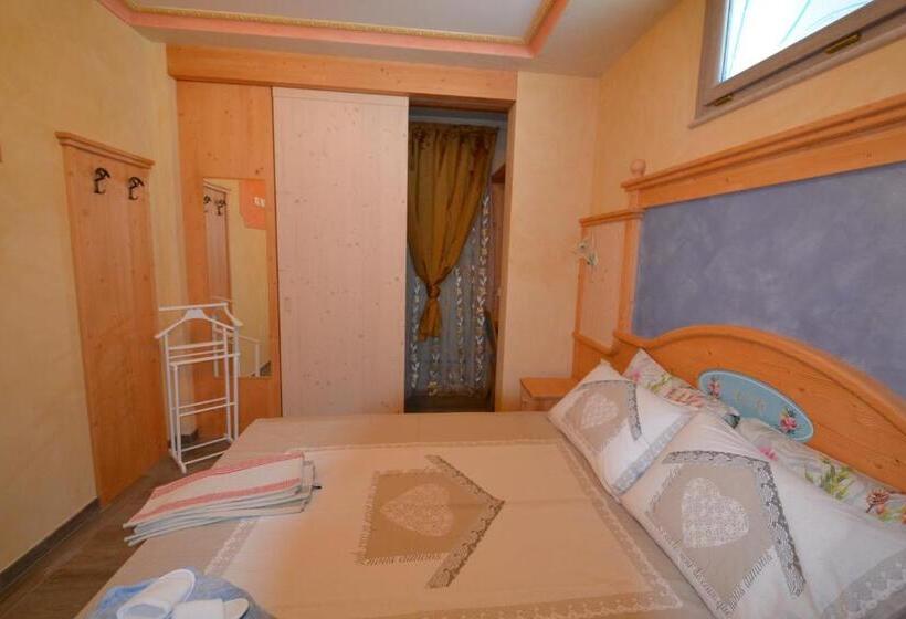 1 Bedroom Apartment Lake View, Appartamenti Castello Resort