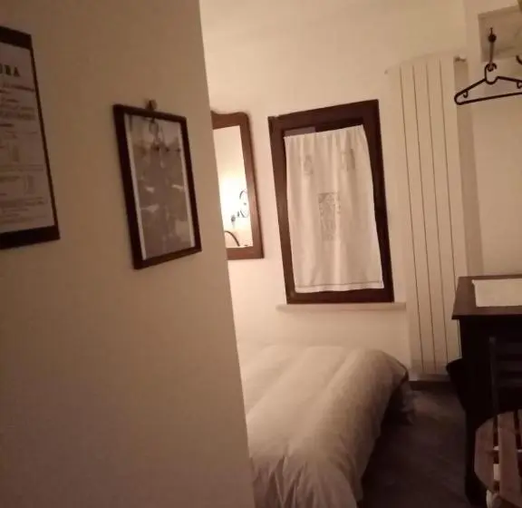 ベーシックルーム, B&b Il Vecchio Lupo