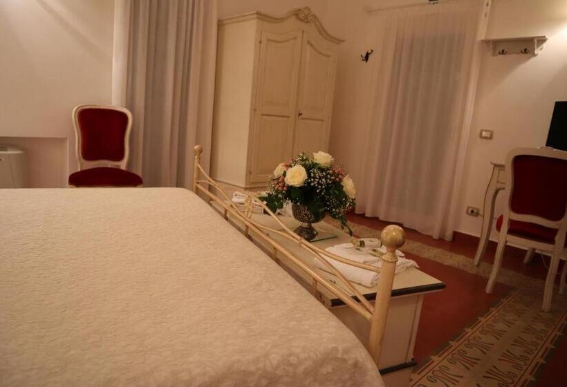 Люкс Superior, Relais Santa Croce All Eremo