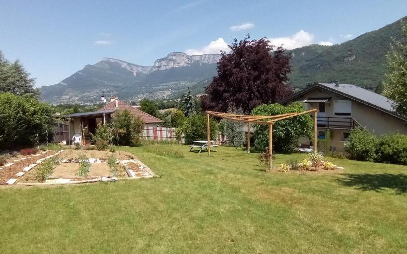 ファミリールーム, Zimmer Mit Frühstück