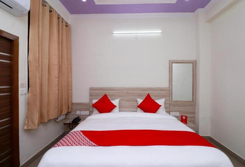 トリプルクラシックルーム, Meghna Residency