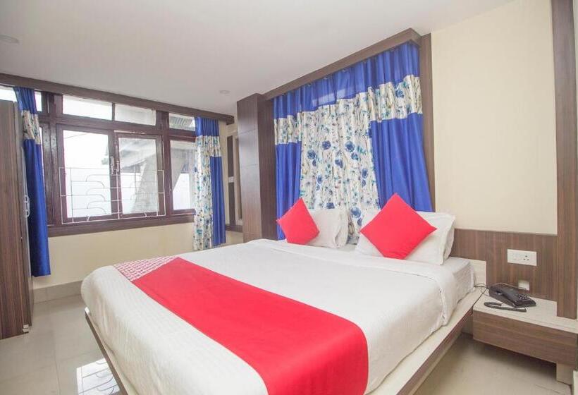 Triple Classic Room, Flagship Hotel White Lion