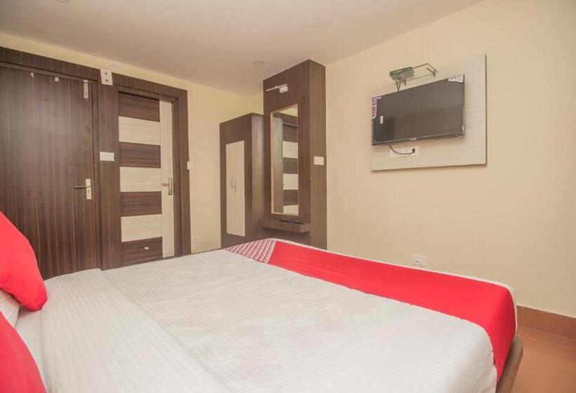 Deluxe Triple Room, Flagship Hotel White Lion