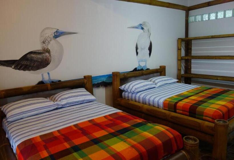Quarto Estandar, Casa Gaia Mompiche