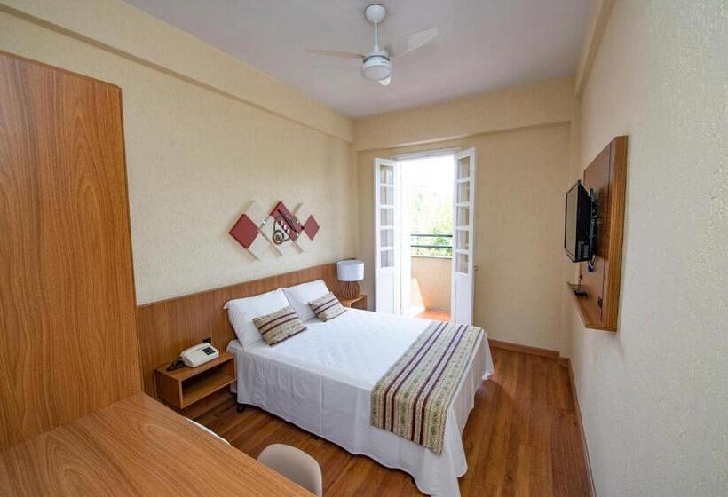 חדר לארבעה סטנדרטי עם מרפסת, Imperador