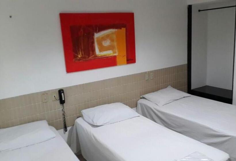 חדר סטנדרט לשלושה, Parnaiba