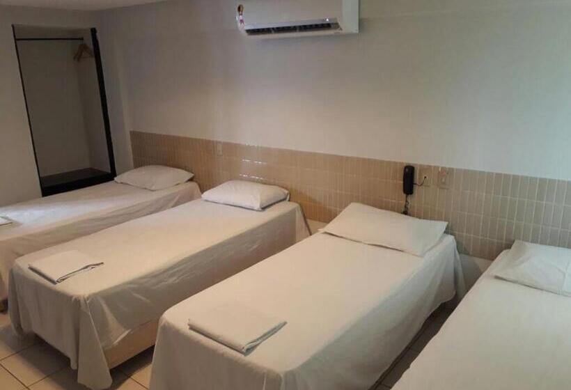 חדר סטנדרט לארבעה, Parnaiba