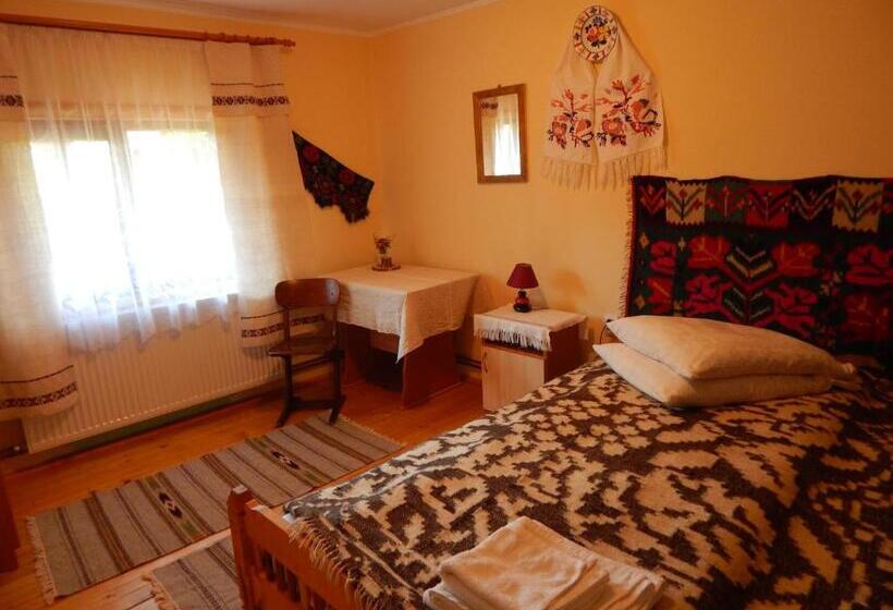 غرفة قياسية حمام مشترك, Pensiunea Lucia