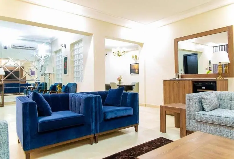 آپارتمان 1 خوابه با چشم‌انداز استخر, Metro Apartments