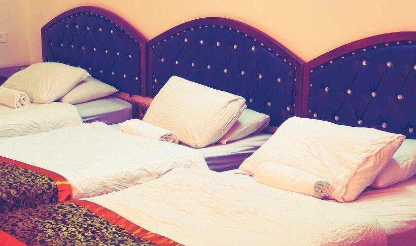 Economy Quadruple Room, Crystal Hotel فندق كريستال