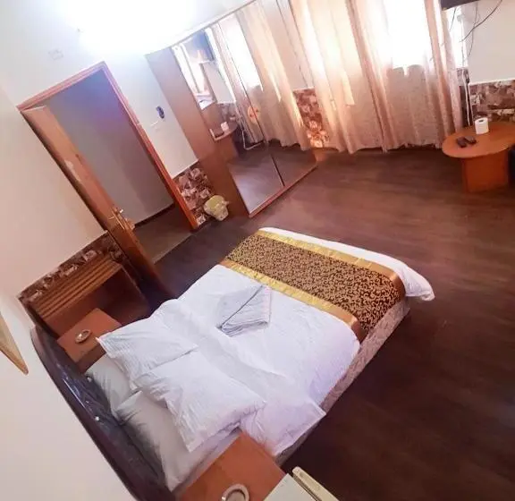 اتاق اکونومی یک تخته, Crystal Hotel فندق كريستال