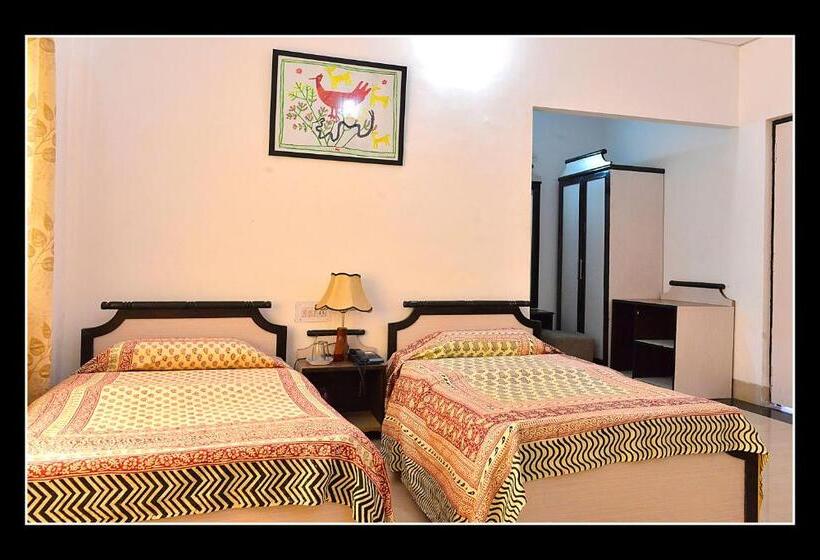 Номер Deluxe, Mpt Jhabua Tourist Motel, Jhabua