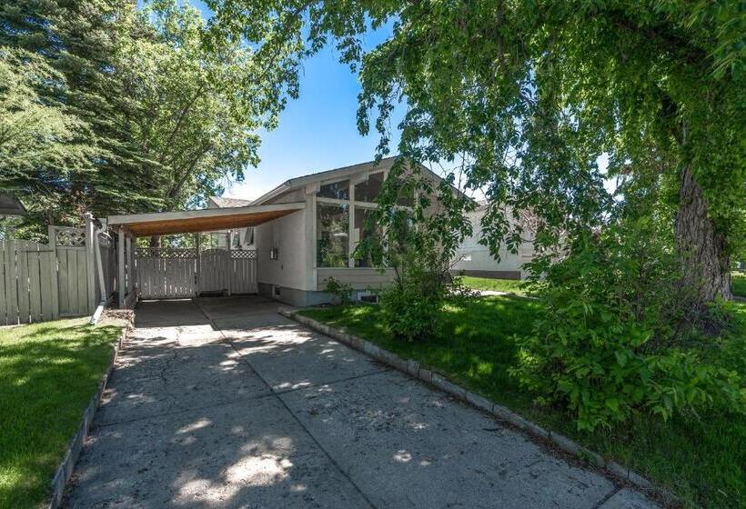 ویلای استاندارد با چشمانداز باغ, V Home By Heritage Park And Glenmore Reservoir