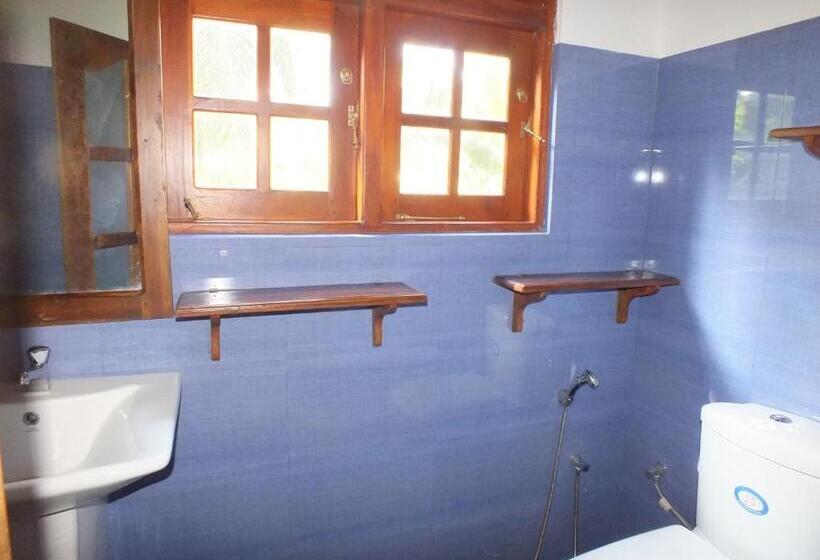 חדר סטנדרט לשלושה עם טרסה, Abraham Beach House