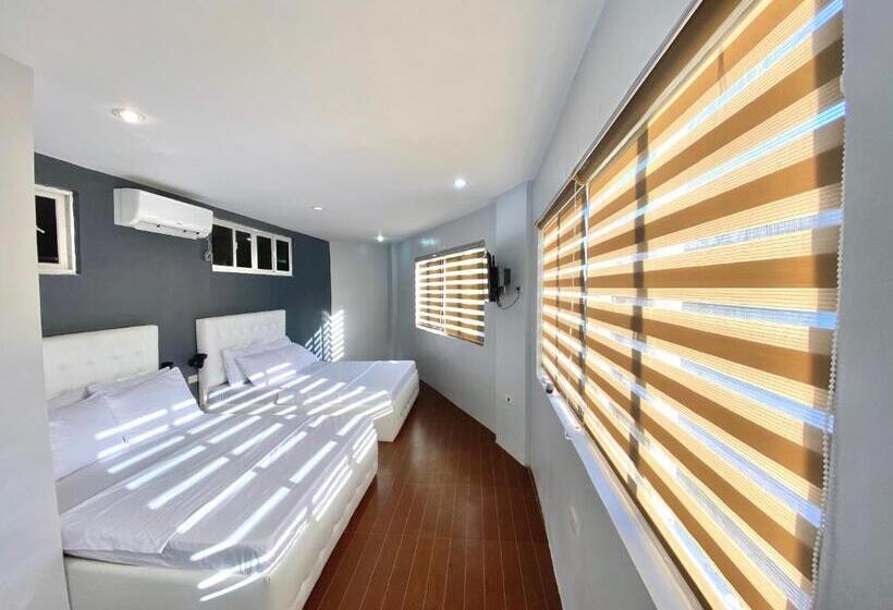 Habitació Familiar Deluxe, Viajeros Hostel Boracay