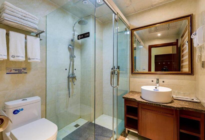 스탠다드 트리플 룸, Floral Hotel · Shangri La Blue Sky