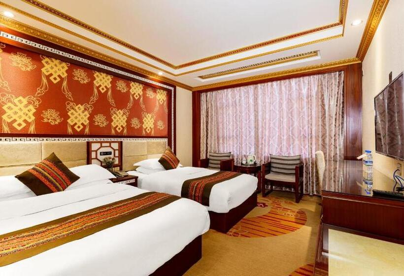 Номер Стандарт Трехместный, Floral Hotel · Shangri La Blue Sky