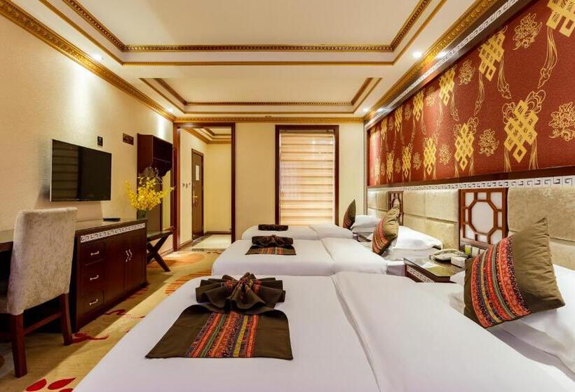 디럭스 트리플 룸, Floral Hotel · Shangri La Blue Sky