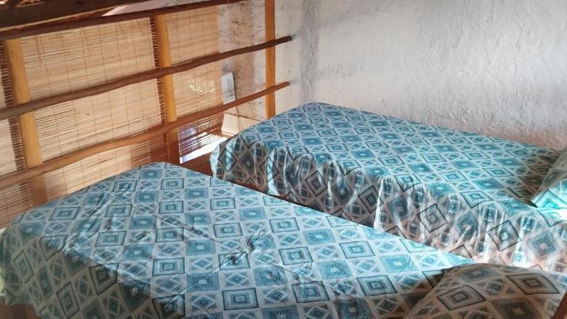 کلبه ییلاقی, Guedes Residence