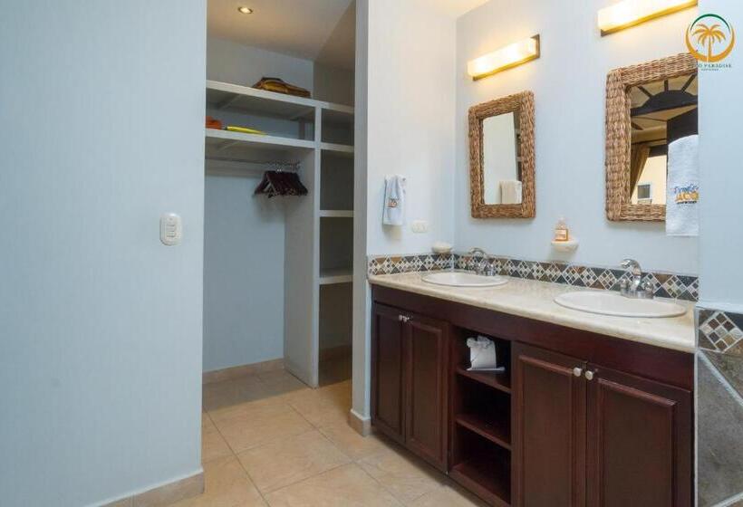 带3个卧室带海景的公寓, Bahia Encantada Beach Front Proyect, Jaco Paradise