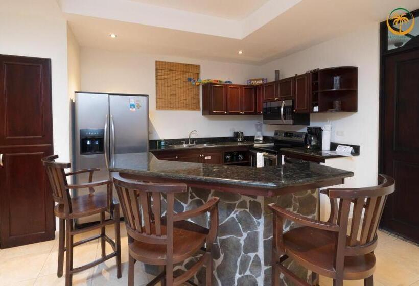 带3个卧室带海景的公寓, Bahia Encantada Beach Front Proyect, Jaco Paradise