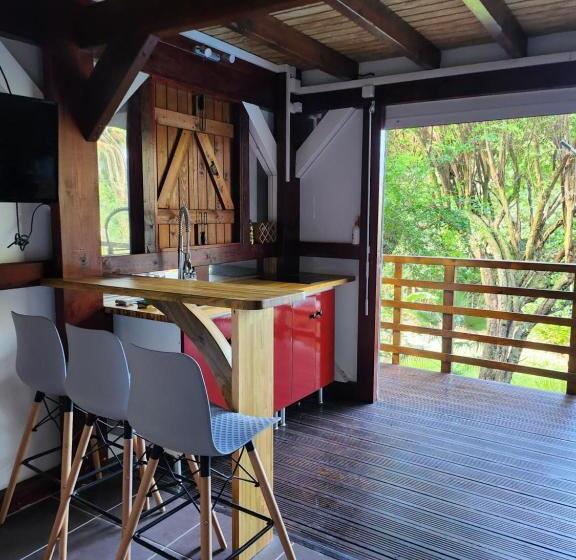 آپارتمان 1 خوابه با چشمانداز دریا, Gîtes Bb